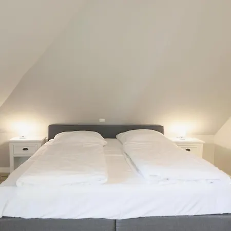 Andreas-nielsen-str. 12, W3 * Westerland