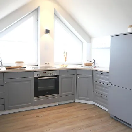 Apartment Andreas-nielsen-str. 12, W3 *