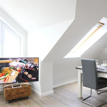 Andreas-nielsen-str. 12, W3 Apartment